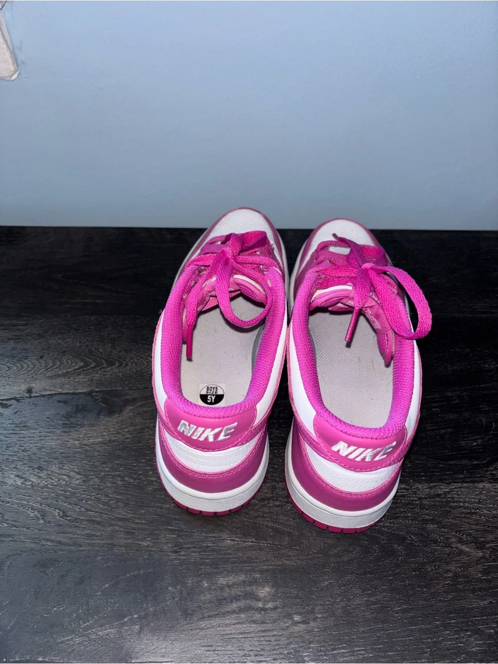 Nike white/ active fuchsia dunks  GS size 5Y  Lightly worn , NO BOX